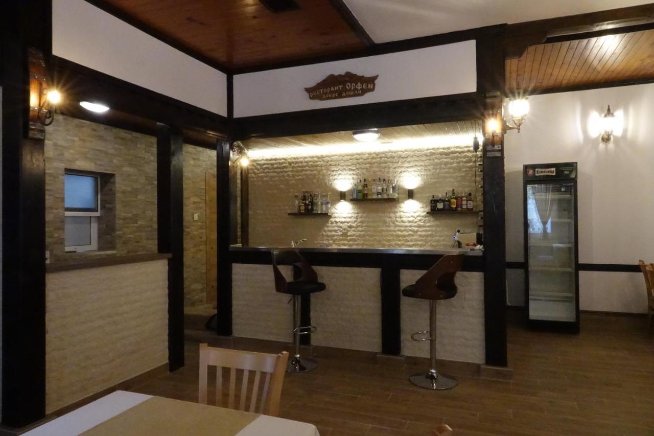 Семеен Хотел Орфей Teshel Exterior foto